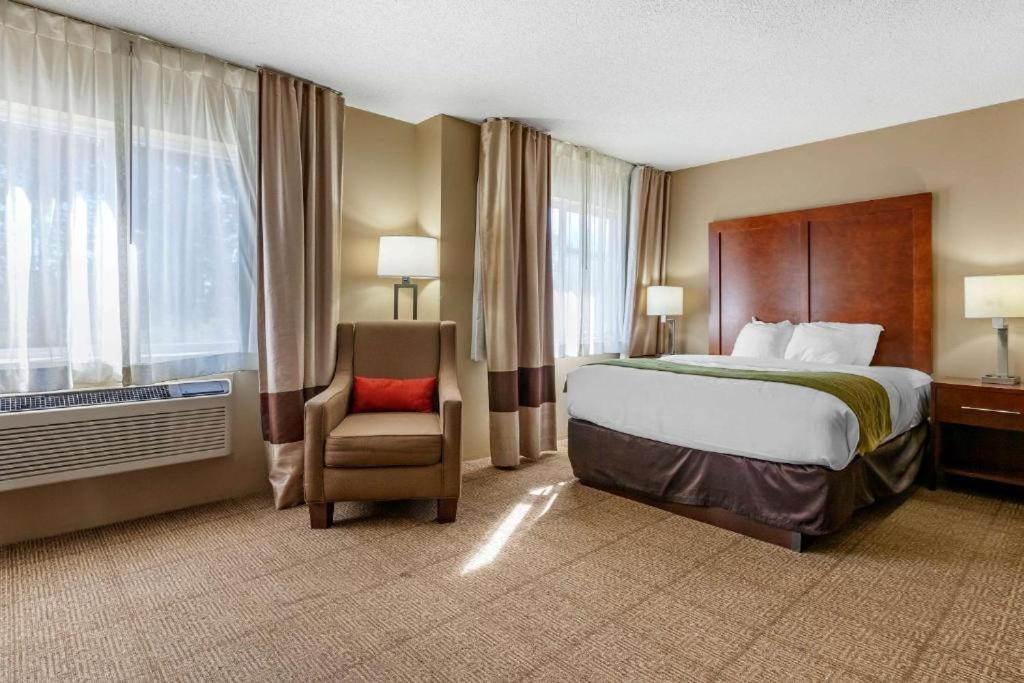 Comfort Inn Rhinelander Buitenkant foto